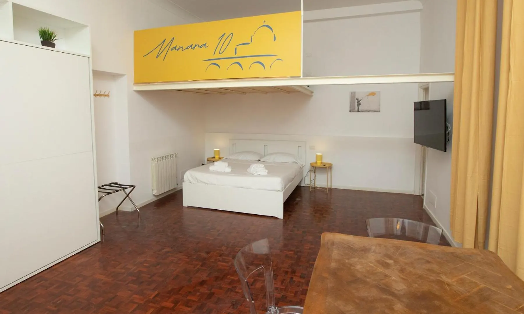 Apartment Manara10 Apart Giallo2 Rome Italy